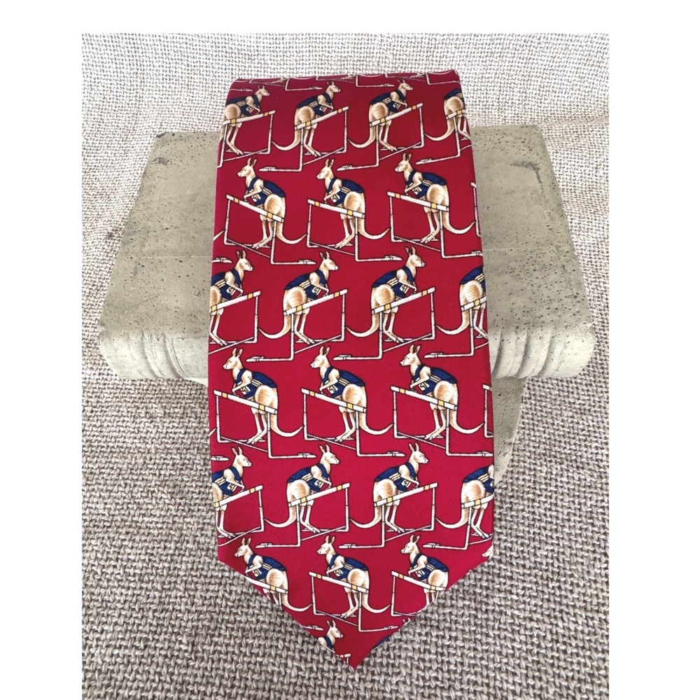 Vintage Brooks Brothers Makers Kangaroo Hurdles Silk Novelty Tie USA‎